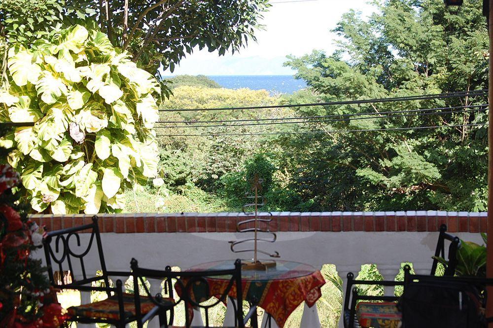 Hotel M&M Casa Blanca Playa Ocotal Екстериор снимка