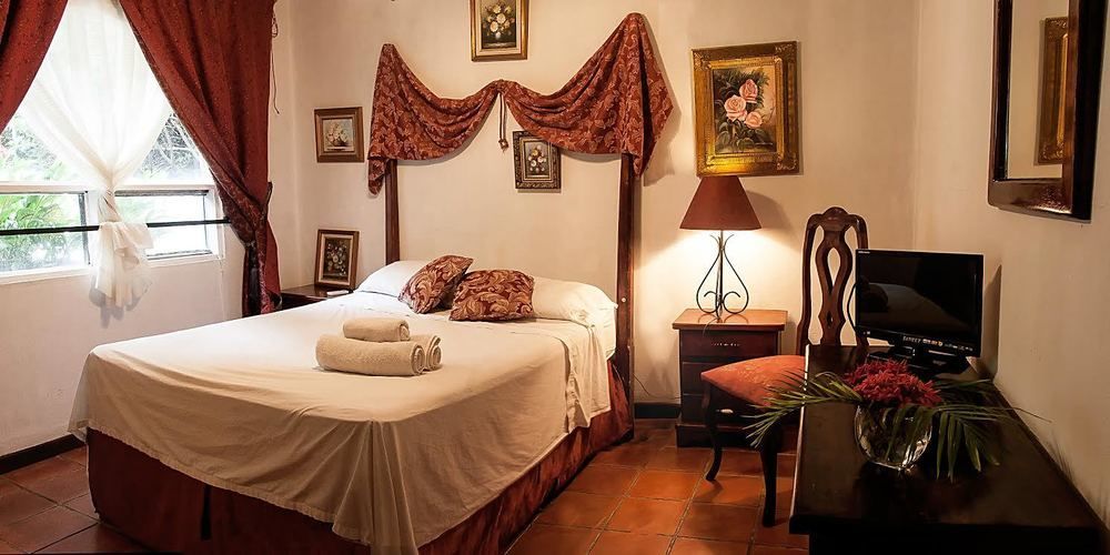 Hotel M&M Casa Blanca Playa Ocotal Екстериор снимка