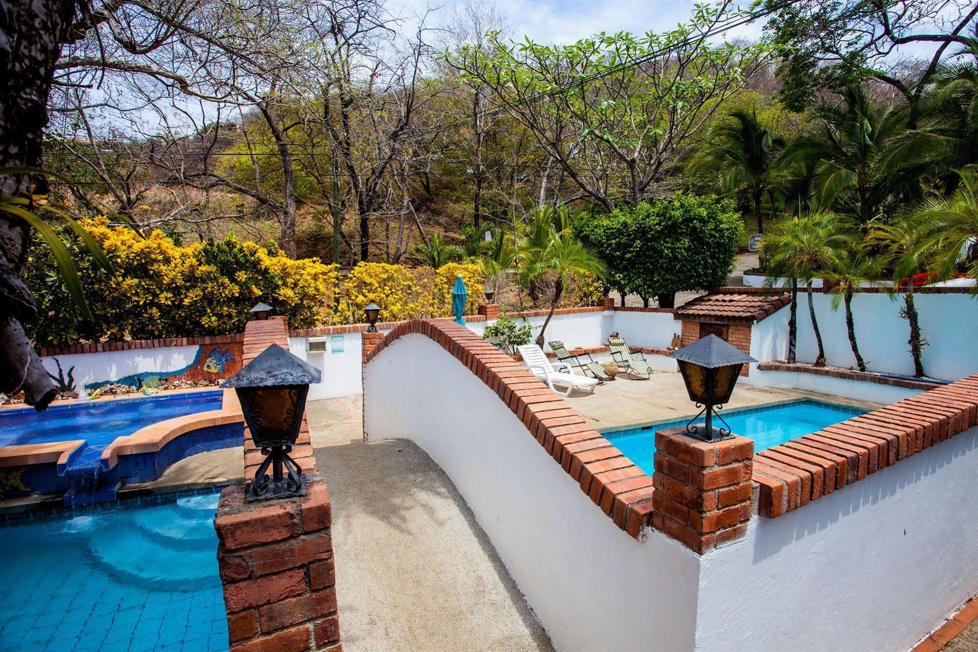 Hotel M&M Casa Blanca Playa Ocotal Екстериор снимка