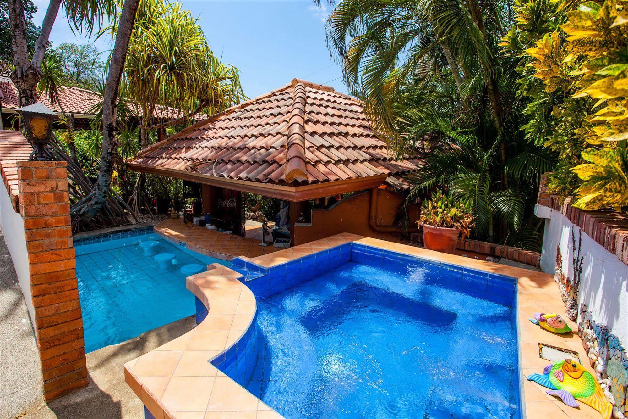 Hotel M&M Casa Blanca Playa Ocotal Екстериор снимка